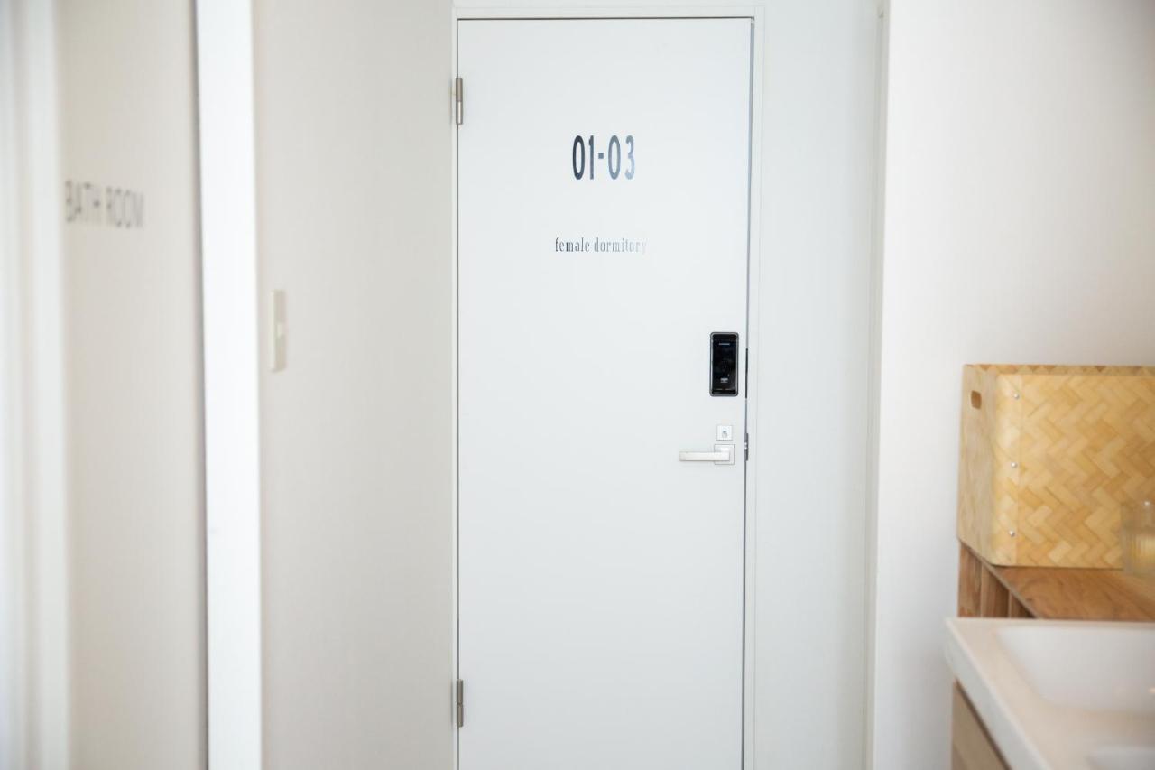 Meedafu'S Yui Hostel And Coffee Йорон Екстериор снимка